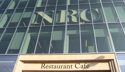 Het Restaurant Café onder de NRC redactie (Foto: Marlie van Zoggel)